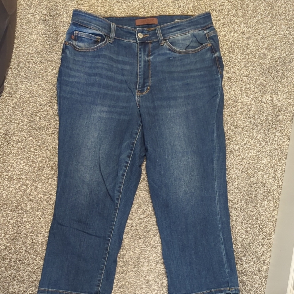 Judy Blue Dark Wash Straight Leg Jean Capris